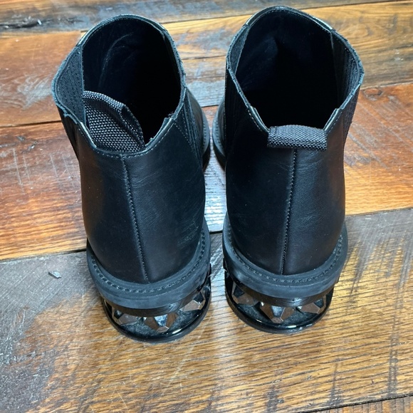 Nicholas Kirkwood Suzi Black Leather Crystal Heel Ankle Boots Size 37.5 (7) - Picture 8 of 9